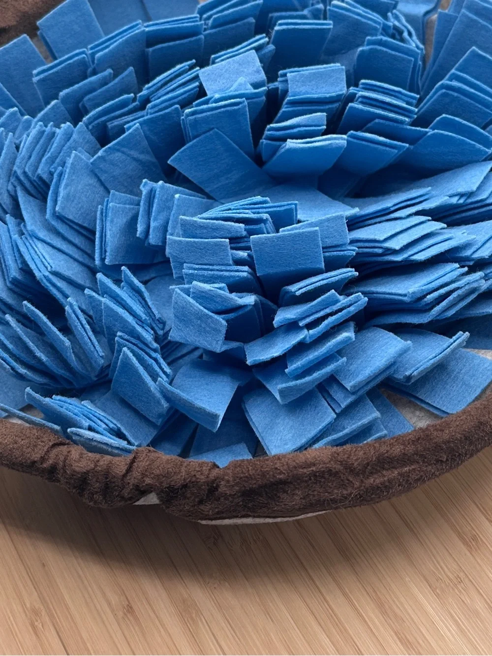 New! Snuggle mat for fast-eating dogs - machine washable